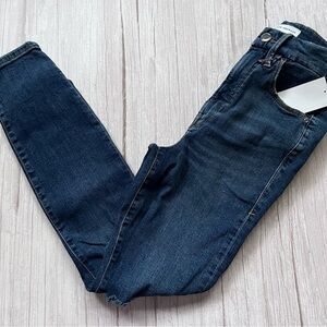 Women's Good American Good Waist Cropped Skinny Jeans